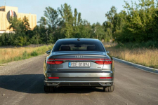 Audi A8 Ropczyce - zdjęcie 12