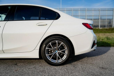 BMW 318d, Sport Line, 150km, Bezwypadkowy, salon PL Warszawa - zdjęcie 12