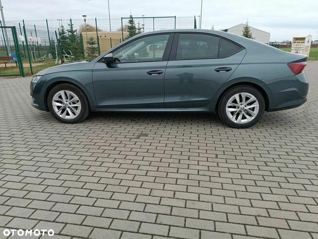 Skoda Octavia 2.0 TDI Ambition Płock - zdjęcie 10