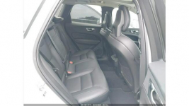 Volvo XC 60 AWD / T6 MOMENTUM / niski przebieg Warszawa - zdjęcie 10