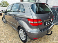 Mercedes B180 116km benzyna AUTOMAT klima SERWIS hak BEZWYPADEK 2011 Tychy - zdjęcie 6