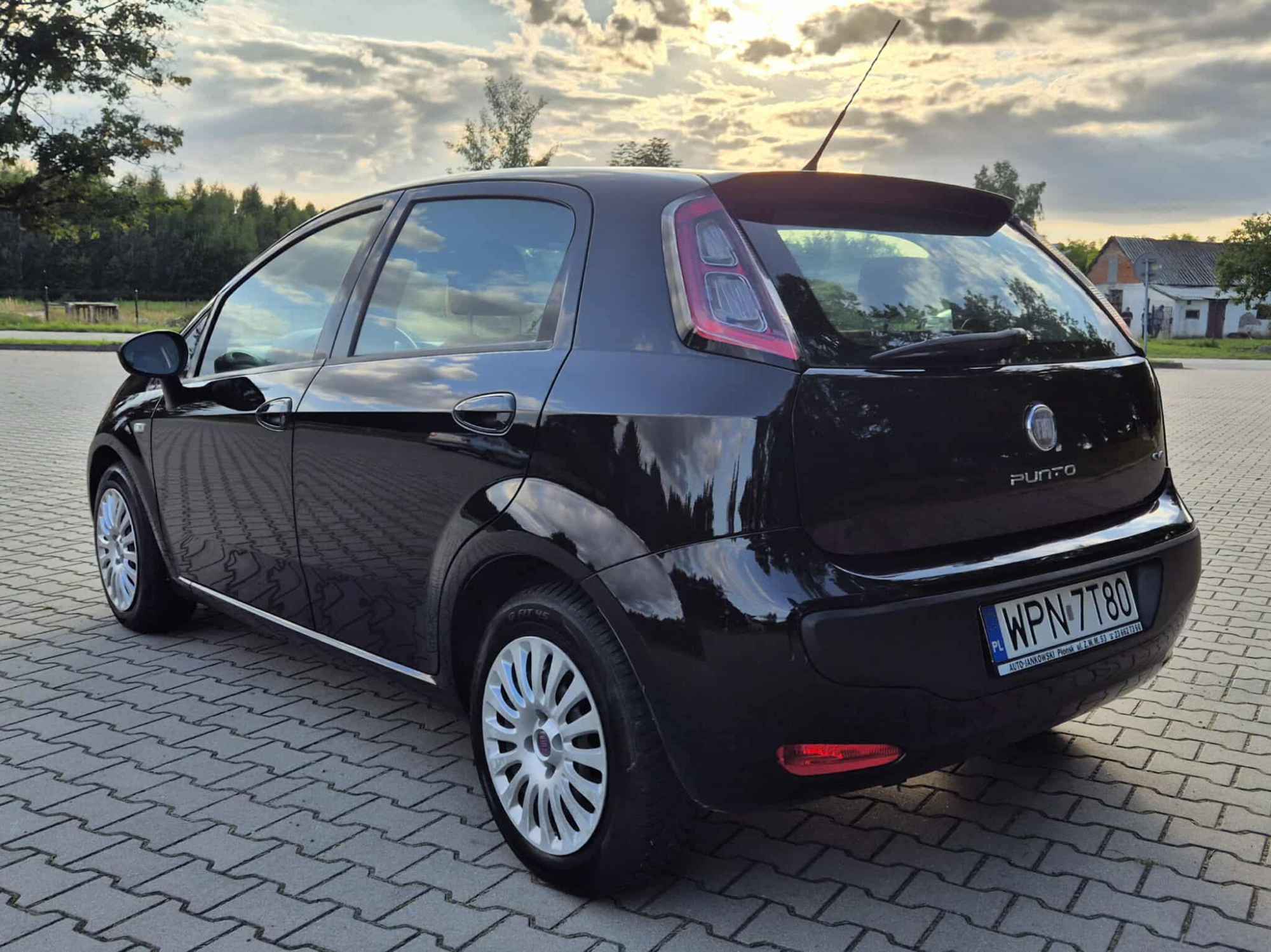 Sprzedam Fiata Punto Evo Płońsk - zdjęcie 2