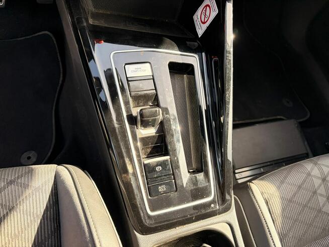 VOLKSWAGEN Golf VIII 1.5 ETSi 130 OPF R-Line Olsztyn - zdjęcie 8