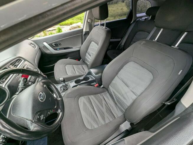 Kia Cee&#039;d 1,6 benzyna 135 KM Kamienna Góra - zdjęcie 9