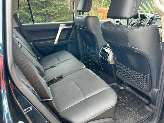 Toyota Land Cruiser LC 2.8 D-4D Invincible bezwypadkowa srew Inowrocław - zdjęcie 6