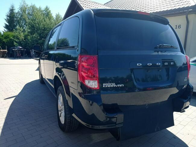 Dodge Caravan przystosowany do przewozu osoby na wózku Bielsk Podlaski - zdjęcie 12