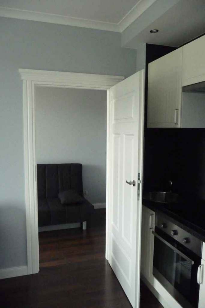 2pok, 34met, Belweder Park BALKON/WINDA/2012 (Wrocław) Krzyki - zdjęcie 3