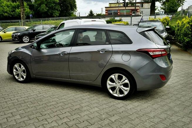 Hyundai i30 1,6CRDI NAVI, kamera, 110KM, panorama dach Płock - zdjęcie 10