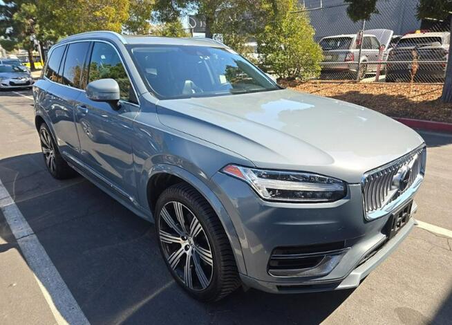 Volvo XC 90 INSCRIPTION / AWD / T6 / niski przebieg Chwaszczyno - zdjęcie 3