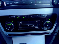 Škoda Octavia 2010*1.6TDI*2kpl kół*Tani/Sprawny Bibice - zdjęcie 11