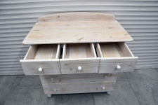 komoda z szufladami z drewna sosnowego - jak nowa Olsztyn - zdjęcie 3