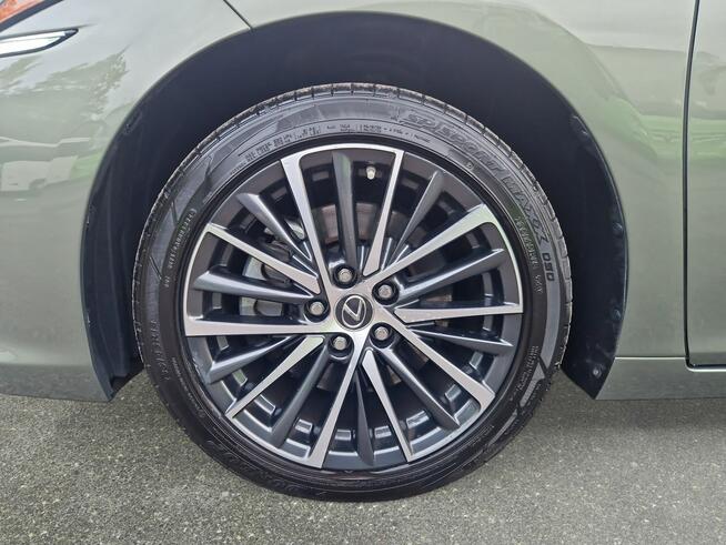 Lexus ES300 h Business Edition ! Z Polskiego Salonu ! Faktura VAT ! Warszawa - zdjęcie 9