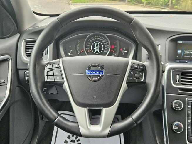 Volvo V60 Pełna Historia Serwisowa* Silnik 5 cylindrowy* Rok GWARANCJI Opoczno - zdjęcie 11
