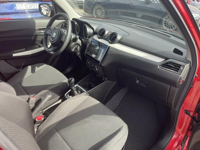 Suzuki Swift 4x4 Klimatyzacja Cujniki parkowania mHEV Gliwice - zdjęcie 9