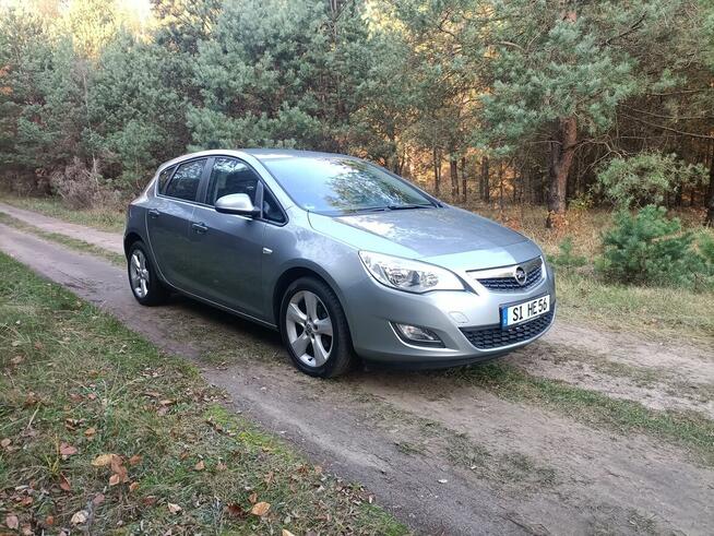 Opel Astra J 1.6 Benzyna 115km Hatchback Klima Alu z Niemiec Kłobuck - zdjęcie 4