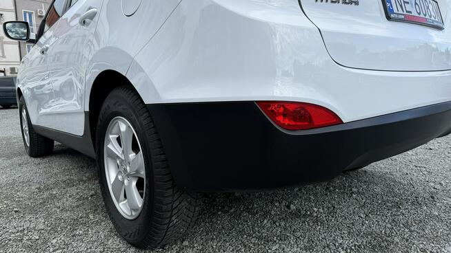 Hyundai ix35 2.0 Benzyna Moc 163KM Przebieg 111 Tyś. KM Elbląg - zdjęcie 11
