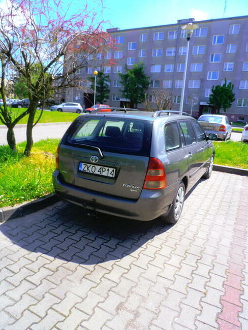 TOYOTA COROLLA KOMBI Oleśnica - zdjęcie 4