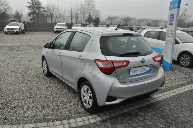 Toyota Yaris Hybrid Premium F-vat Salon Polska Gwarancja Warszawa - zdjęcie 8