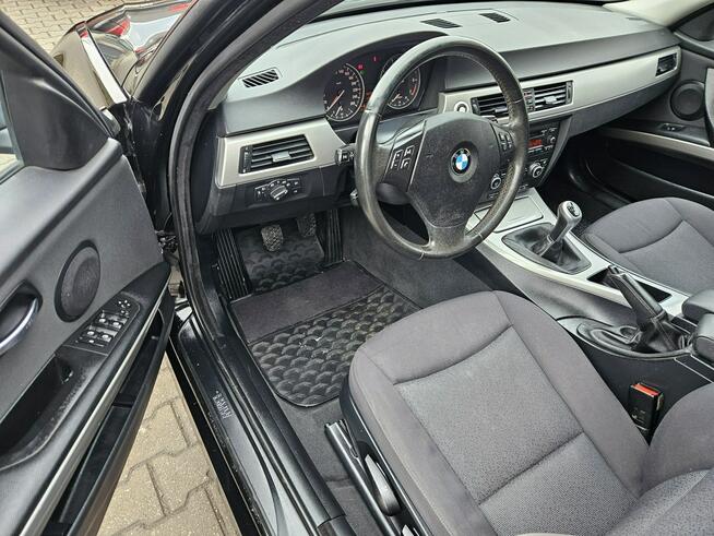 BMW 318 Klimatronic / Podgrzewane fotele / Tempomat / 6 biegów Ruda Śląska - zdjęcie 8