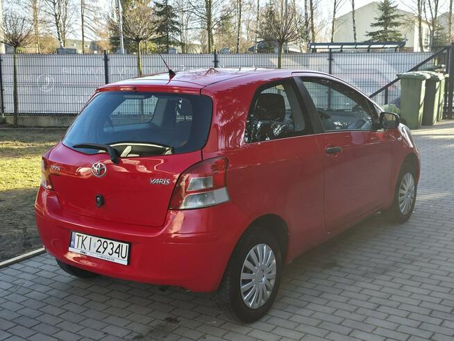 Toyota Yaris 1.0 Benzyna | Serwisowany | Gwarancja | Piekoszów - zdjęcie 3