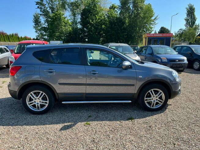 Nissan Qashqai 2008 rok  2,0 Benzyna 141KM  Ładny Zadbany Samochód Białogard - zdjęcie 6