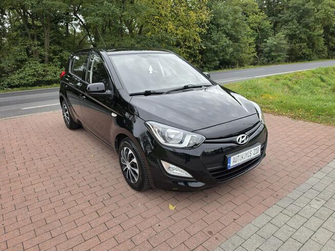 Hyundai i20 1,2 benzynka bardzo niski przebieg 101 tyś km w bdb stanie Cielcza - zdjęcie 10