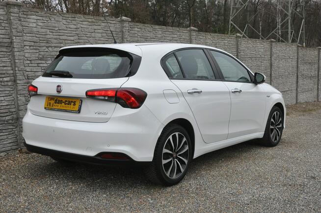 Fiat Tipo 1.4 95KM hatchback LED Bluetooth Czujniki Alufelgi Dąbrowa Górnicza - zdjęcie 5