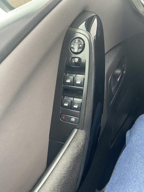 Sprzedam samochód Mrągowo - zdjęcie 11