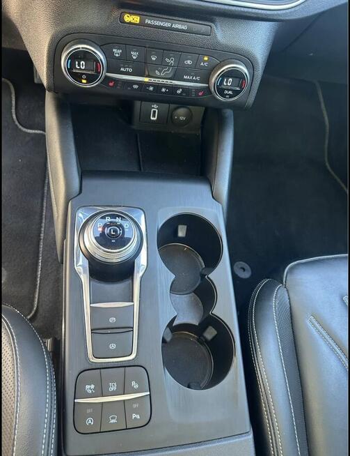 Ford Focus Vignale 2.0 Ostrów Wielkopolski - zdjęcie 12