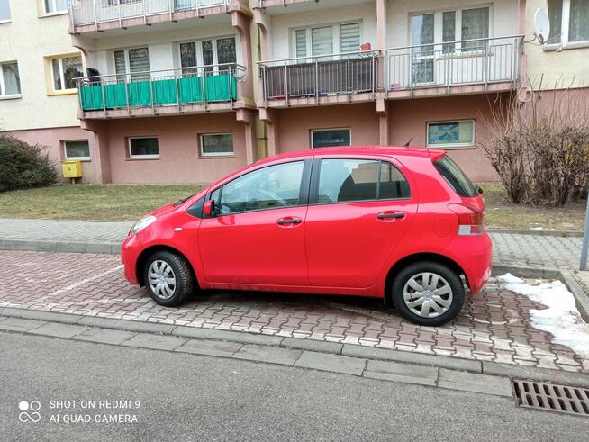 Toyota Yaris II Polski Salon Bezawaryjna ,mały przebieg Katowice - zdjęcie 5