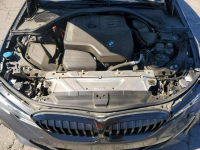 BMW 330 M-Pakiet / niski przebieg Chwaszczyno - zdjęcie 11