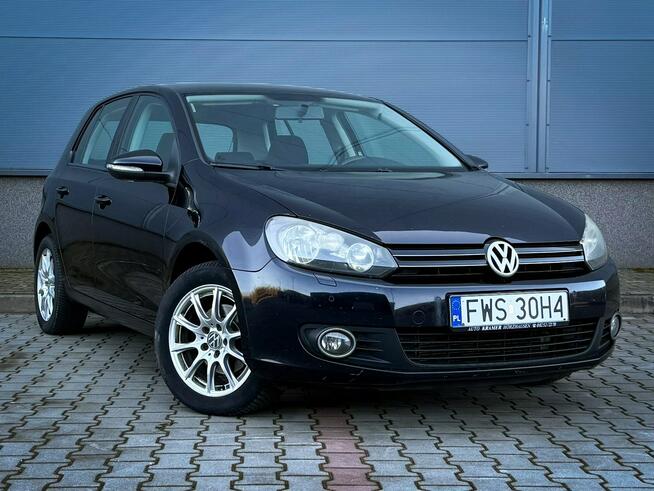 Volkswagen Golf VI 1.6 MPI 102KM Comfortline LPG Climatronic Alufelgi Wrocław - zdjęcie 4