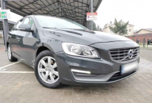 Volvo V60 D3 2,0 Diesel 136 KM - Wirtualny Kokpit Widzew - zdjęcie 2