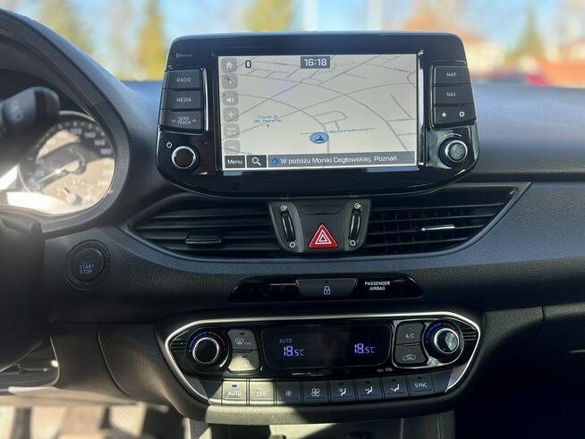 Hyundai i30 Bogaty Model Poznań - zdjęcie 7