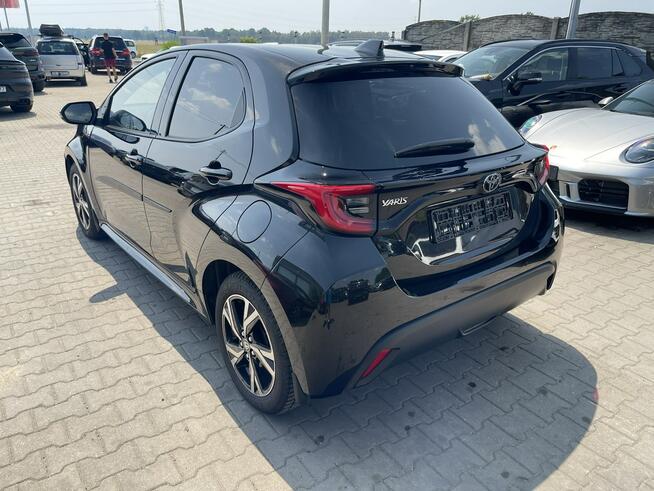 Toyota Yaris 125KM Automat Kamera Podgrzewane fotele Gliwice - zdjęcie 4