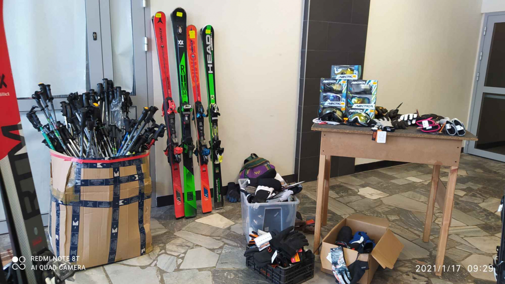 NARTY  używane w Krapkowicach -Hala Otmęt 14 GRUDZIEN  2025 r Krapkowice - zdjęcie 6