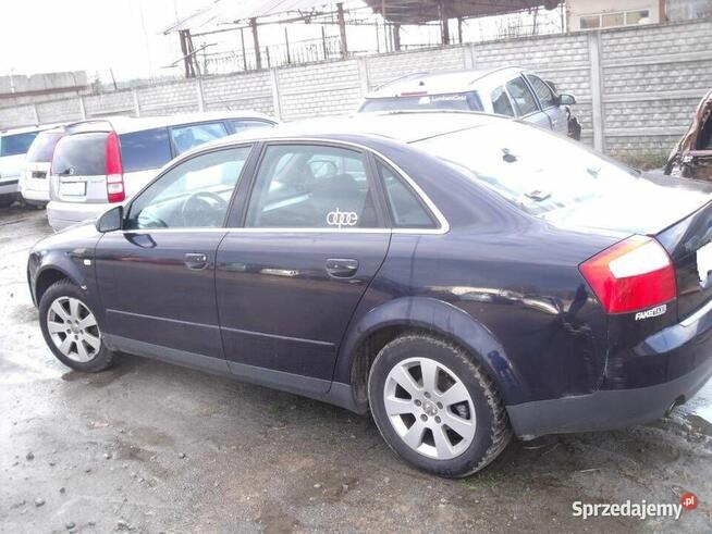 Audi A4 2.0 benzyna 131 KM ALT 2001 r. na części Opole - zdjęcie 2