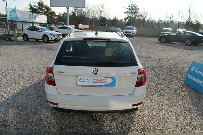 Škoda Octavia Ambition  Salon Polska Gwarancja Warszawa - zdjęcie 7