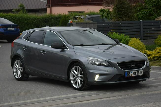 Volvo V40 2.0D R-Design Navi PDC Led 190KM Sprowadzony Opłacony Tarnogród - zdjęcie 1