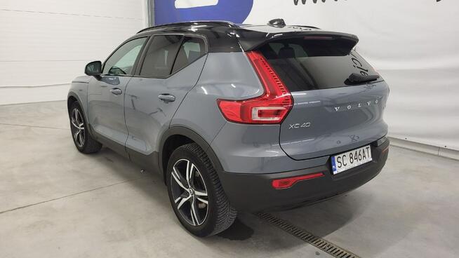Volvo XC 40 B4 B AWD R-Design aut Grójec - zdjęcie 8