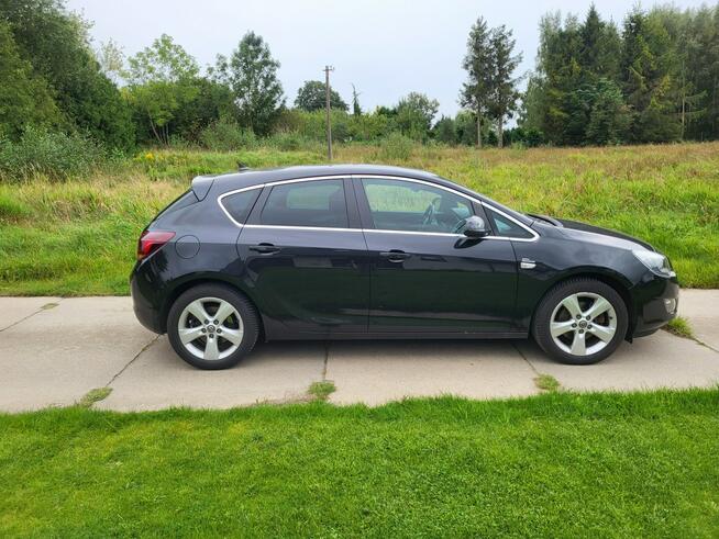 Opel Astra 1,6 Turbo 180KM, nagłośnienie Infinity, mały przebieg Słupsk - zdjęcie 5