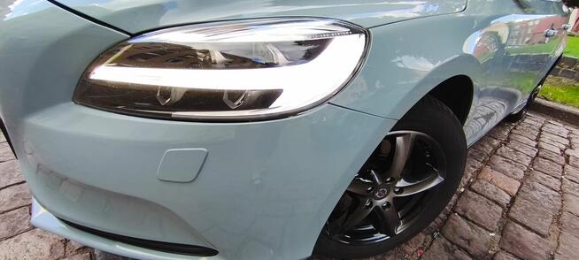 Volvo V40Lift, Garażowany, Przegląd i ub.do 2026 Harman Kardon Stargard - zdjęcie 4