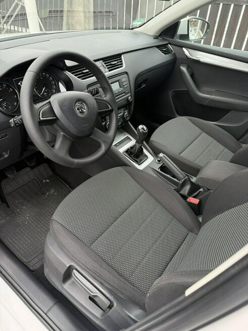 Škoda Octavia 1,2 Tsi 105ps ładna świeżo zarejestrowana  na pasku Bolesławiec - zdjęcie 8
