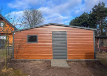 Schowek domek ogrodowy 6x4,5m  drewnopodobny - dach dwuspadowy ID1078