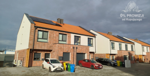 /Piękny domek w dobrej lokalizacji z ogrodem/garaż dwustanowiskowy