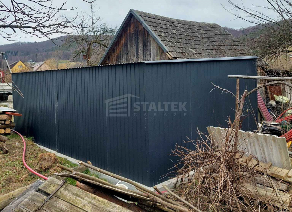 Garaż Blaszany 4,5X8M Brama Uchylna  Dach Spad W Bok ST215 Morąg - zdjęcie 3
