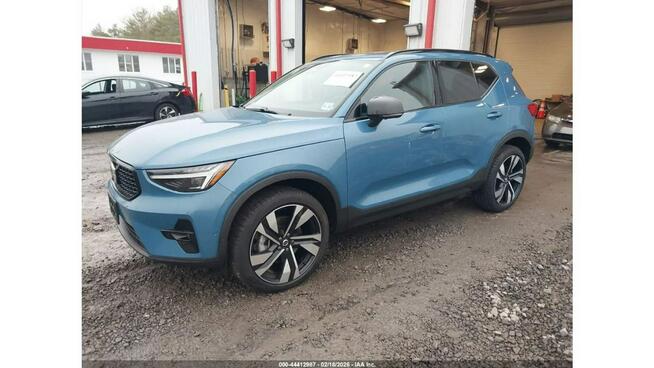 Volvo XC 40 4x4 / najbogatsza wersja ULTIMATE / niski przebieg Tarnów - zdjęcie 2