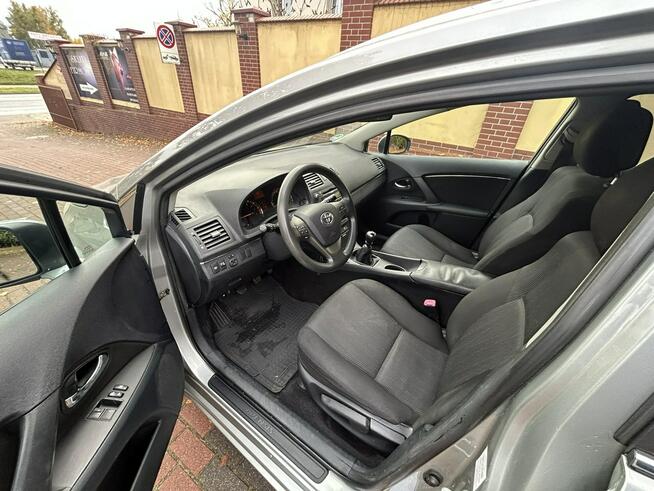 AVENSIS 1,6 benzyna 132 KM, serwis, Słupsk - zdjęcie 11