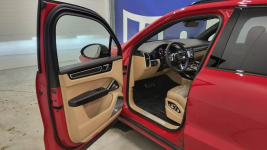 Porsche Cayenne Turbo Grójec - zdjęcie 12