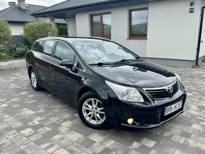 Avensis Automat Serwis 1.8 benzyna Polecam Opłacony Szerominek - zdjęcie 2